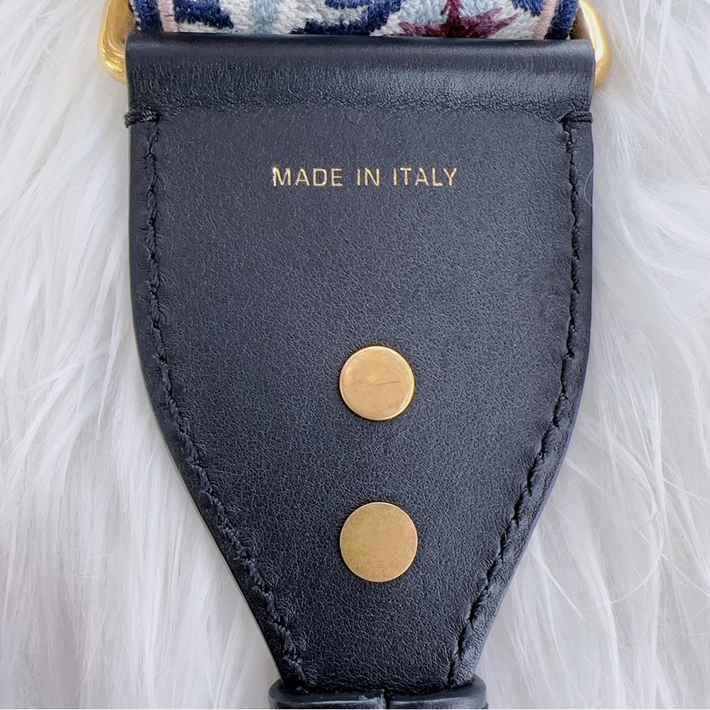 Authentic Christian Dior Bohemian Floral Shoulder Strap Embellished Canvas $1700 - Picture 3 of 5